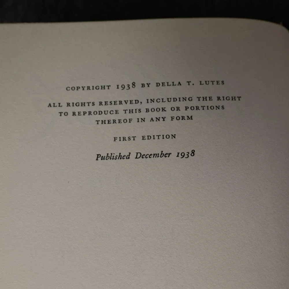 Vintage 1938 Millbrook Della T Lutes Blue HC DJ Little Brown USA Illustrated